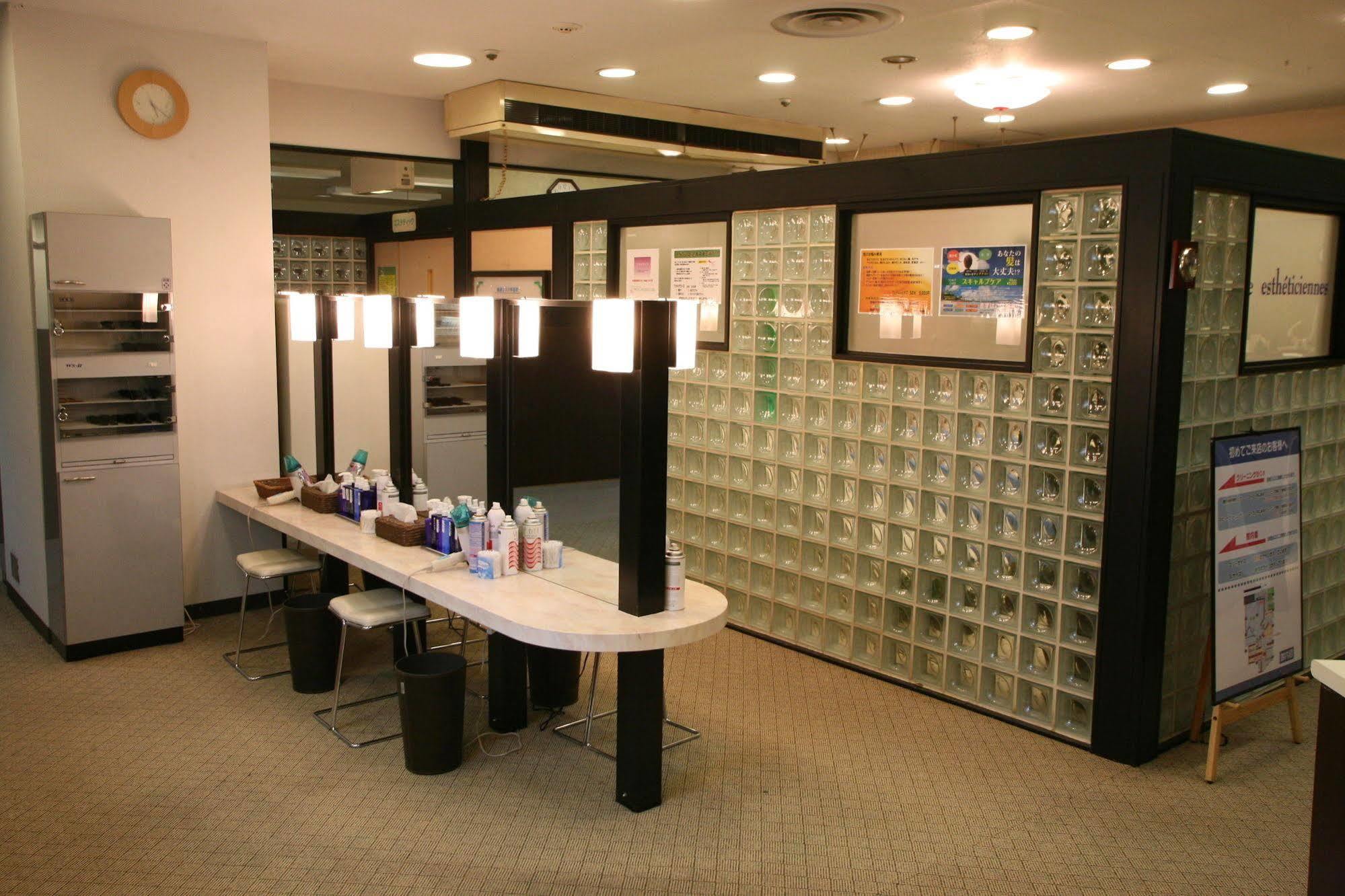 Wellbe Meieki Nagoya Exteriör bild