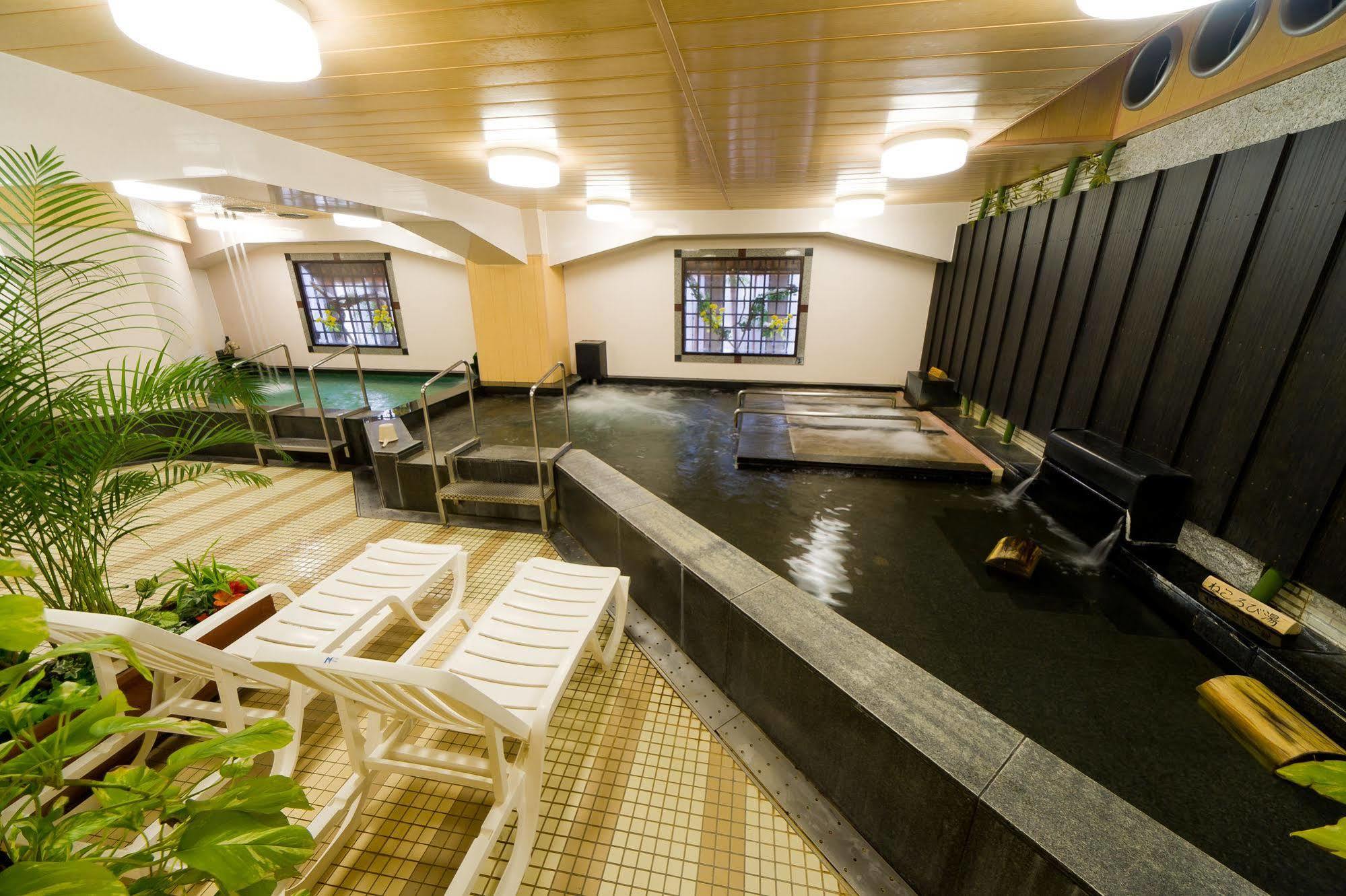 Wellbe Meieki Nagoya Exteriör bild